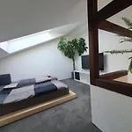 Bright Duplex On 3 Floors Apartment *