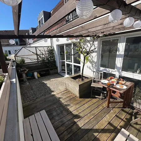 Bright Duplex On 3 Floors Apartment *