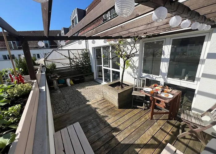 Bright Duplex On 3 Floors Apartment *