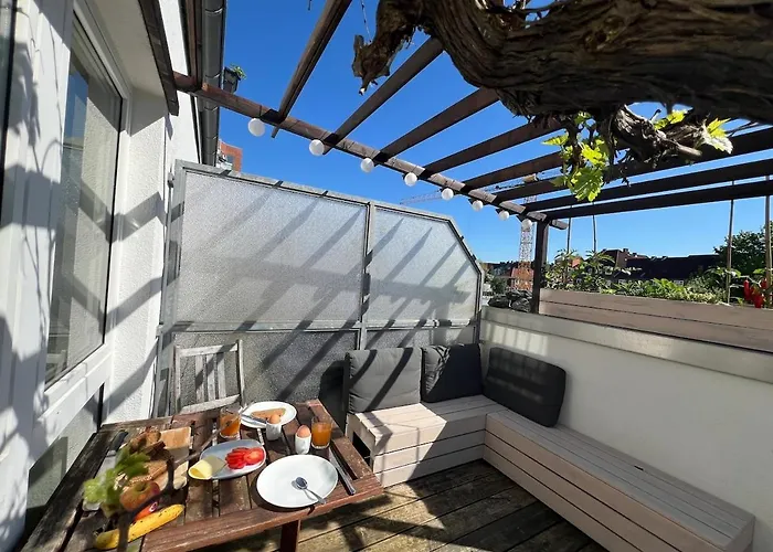 Bright Duplex On 3 Floors